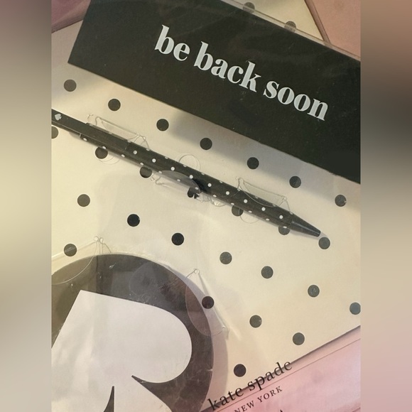 Kate Spade Desk Set - Picture 2 of 4